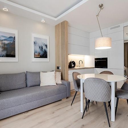 Apartment Wola, Wi-Fi, Smart Lock, Air Condition Varšava Exteriér fotografie