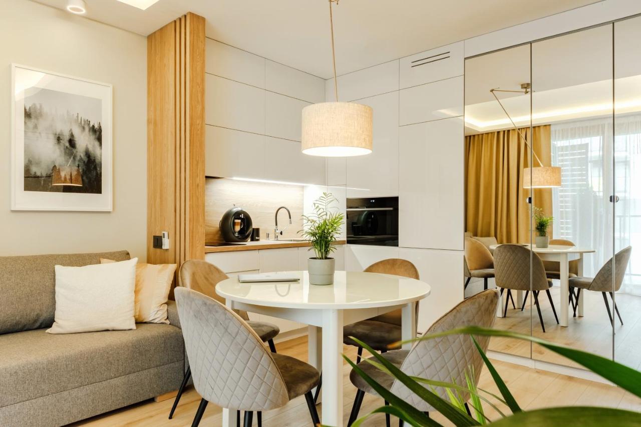 Apartment Wola, Wi-Fi, Smart Lock, Air Condition Varšava Exteriér fotografie