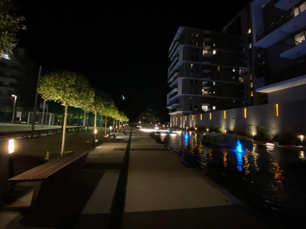 Apartment Wola, Wi-Fi, Smart Lock, Air Condition Varšava Exteriér fotografie