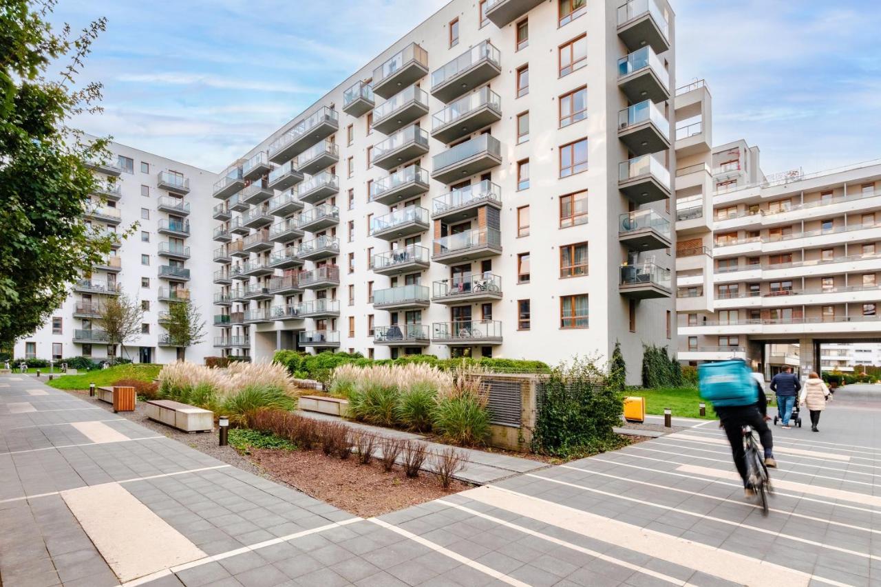 Apartment Wola, Wi-Fi, Smart Lock, Air Condition Varšava Exteriér fotografie